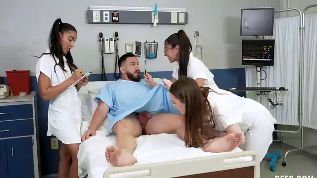 Locura madura: Magia MILF con Doctor Claire Black, Madison Wilde, Trinity Olsen, Peter Green