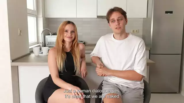 ata a su zorra le folla la boca y se corre dentro