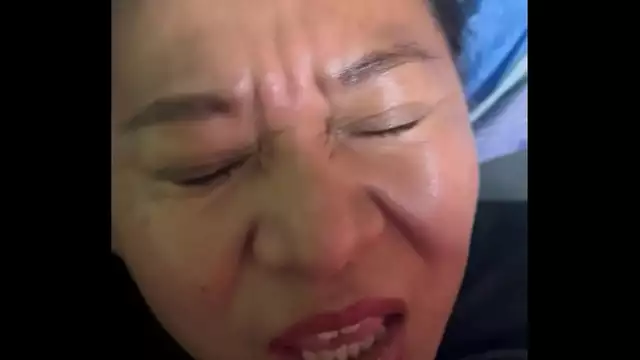 Mamada Madura Salvaje ~ Satisfaciendo los Deseos de una Dama Madura