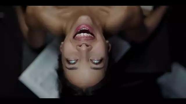 El coño apretado de la madura Lia Lin tras su transformación en futa demoníaca - Jadilica Creampies