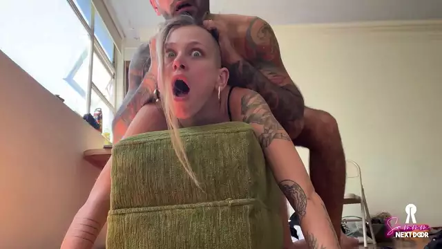 Milf madura explora el sexo anal por primera vez en un apasionado y duro revolcón