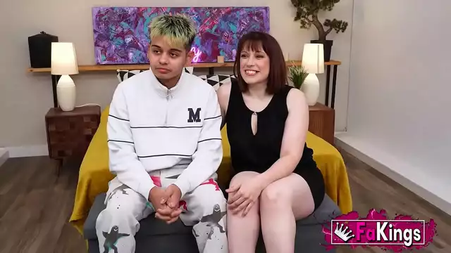 Escapadas sexuales de la madura Lucia Bianco con jóvenes amantes