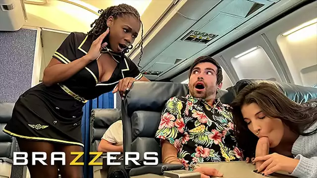 La madura azafata de vuelo Hazel Grace se monta un trío con Lucky y LaSirena69 - BRAZZERS