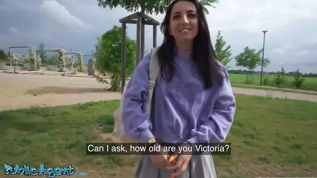 Mamá, ¿crees que se me pondrá dura follando contigo?
