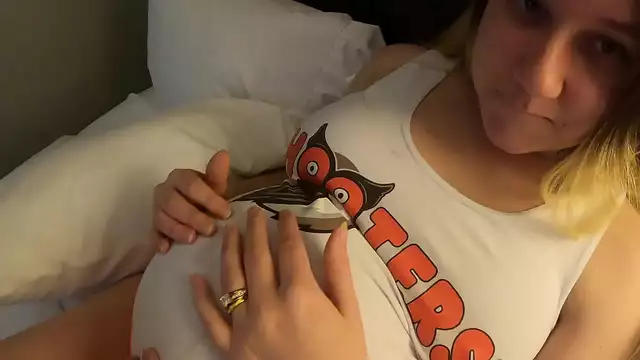 A esta suegra le gusta lo que ve